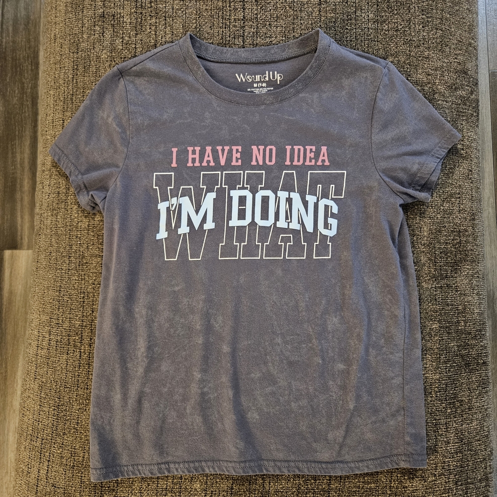 Gray Graphic Tee - Short Sleeve - Womens/Juniors 7/9